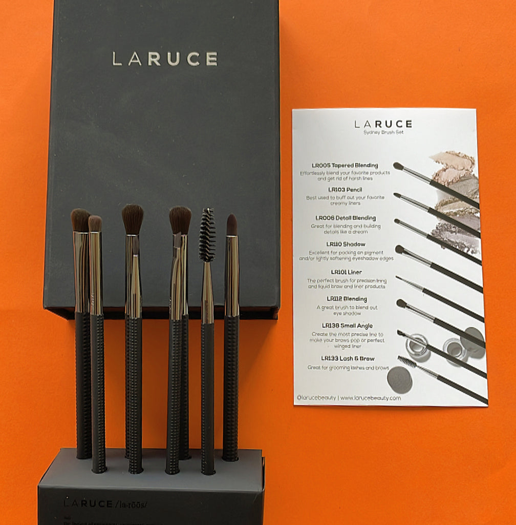 8 Pieces Soft & Gentle Brushes Set With Box and Usages Card