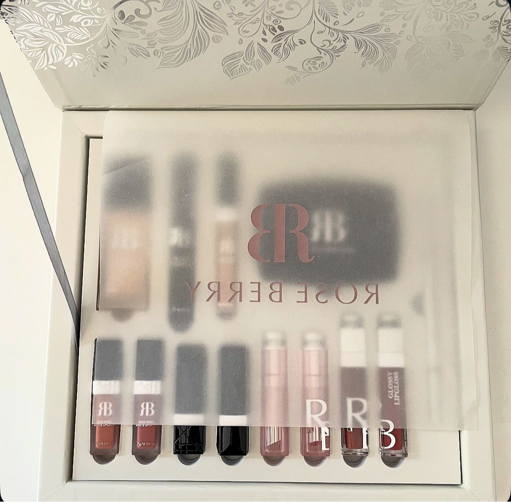 13 pieces Fabulous Makeup Bundle