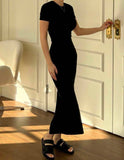 DAZY Solid Split Hem Bodycon Dress