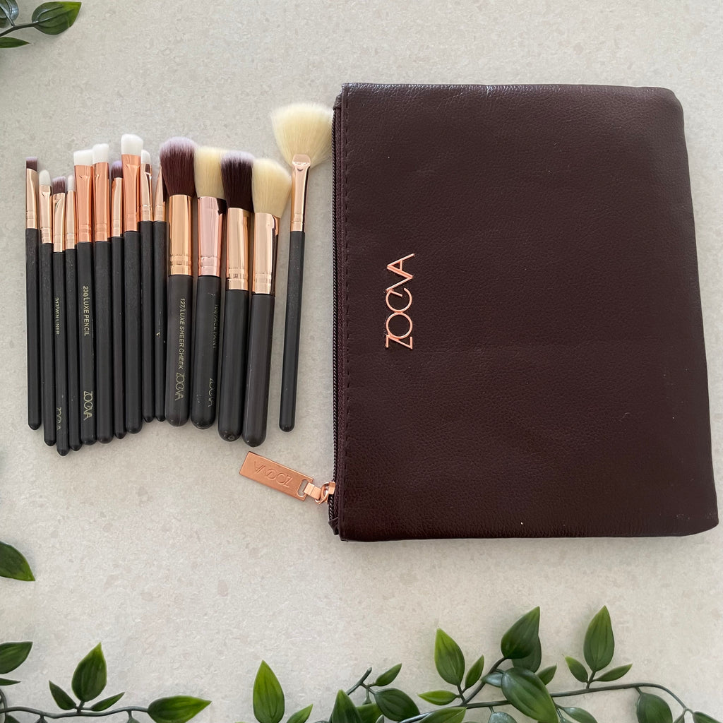 15 Pieces Brushes With Bag