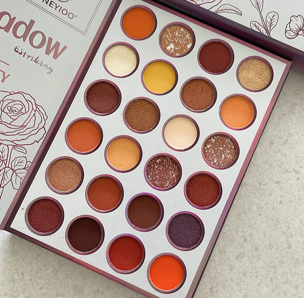 45 Colors Eyeshadow - Eyebrow Powder - Blusher - Contour - Powder - Highlighter Makeup Book