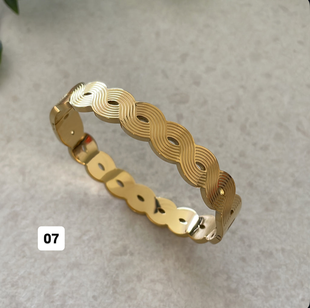 1 Piece Stainless Steel Accessory Buy 3 for 500