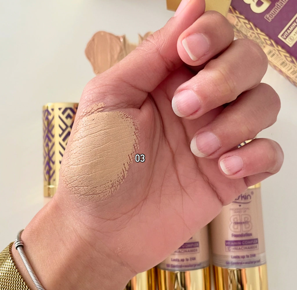 BB Foundation Fresh & Fit Vitamin E Complex + Niacinamide Waterproof - Oil Control Lasts Up To 24Hrs