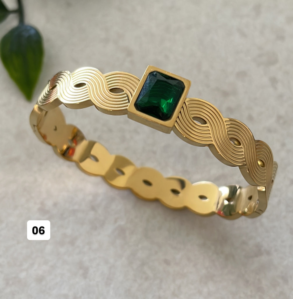 1 Piece Stainless Steel Accessory Buy 3 for 500