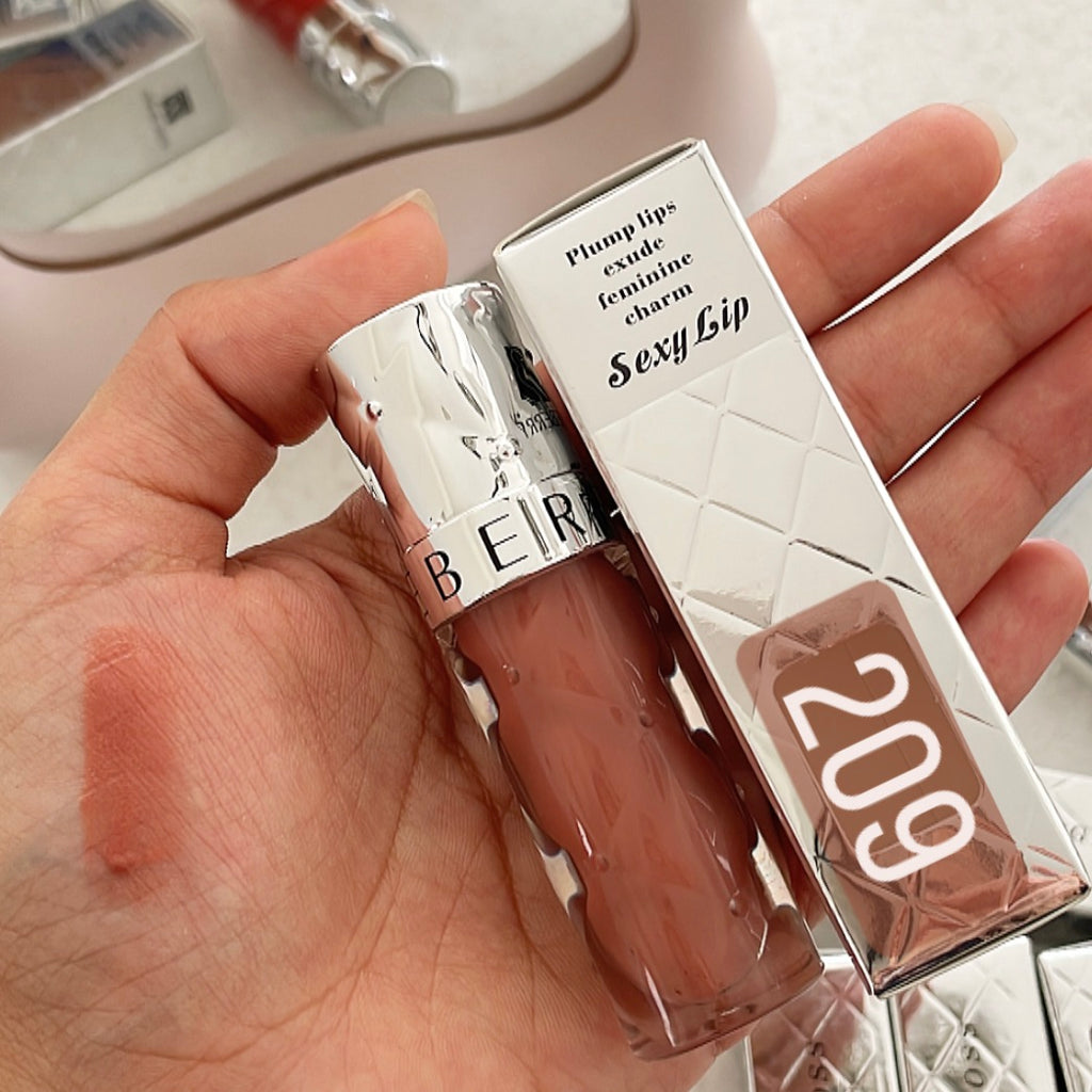 Sexy Plump Lips Excude Feminine Charm Moisturizer Lip Gloss