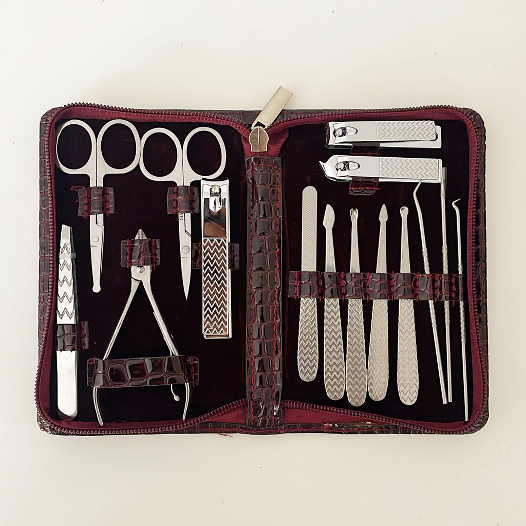 15 Pcs Pedicures Tools Kaivla