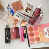 Clearance #K101 makeup bundle 😍😍